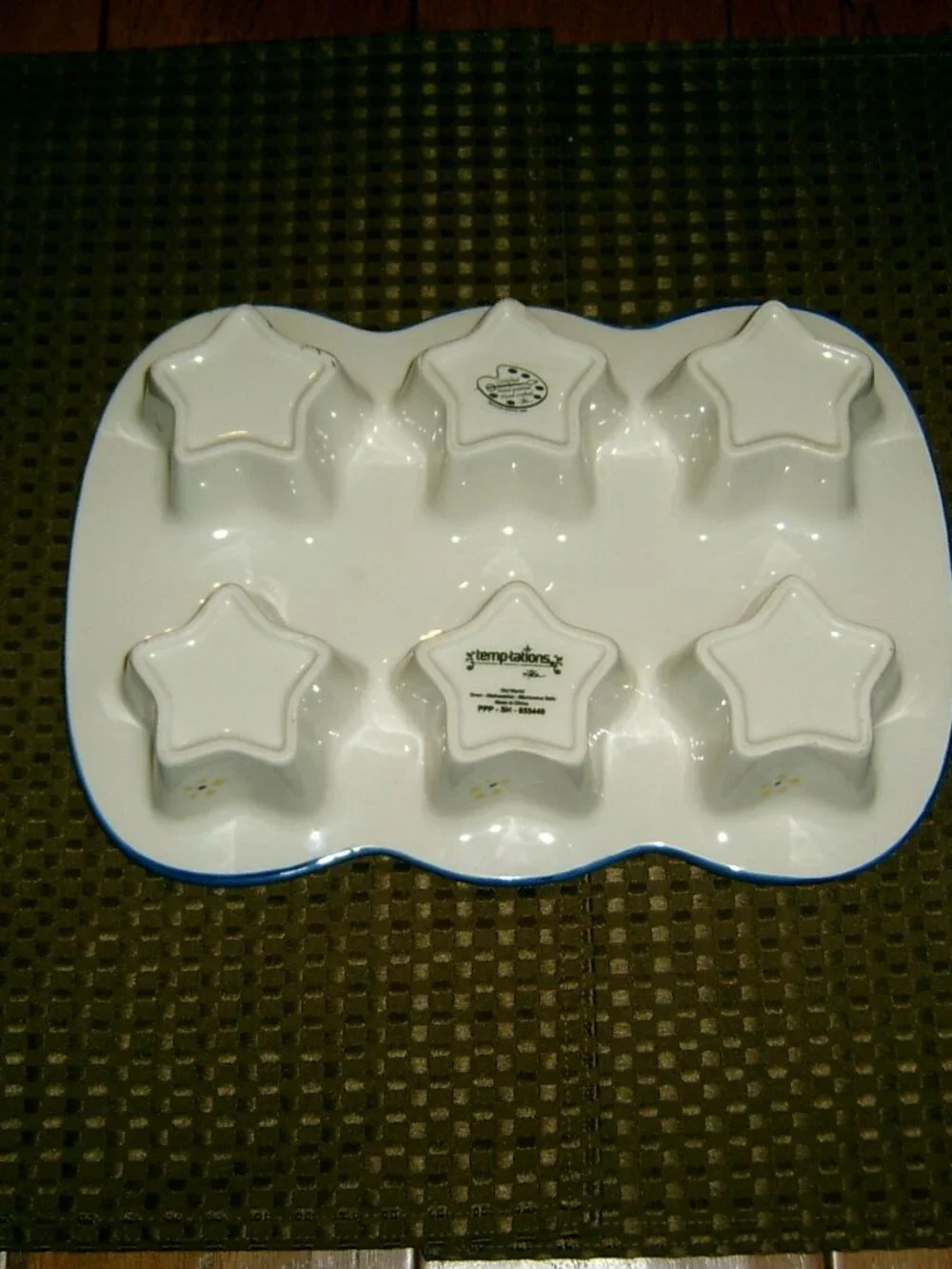 Temptations By Tara Old World Purple Floral Star-Shaped Ceramic Muffin Pan